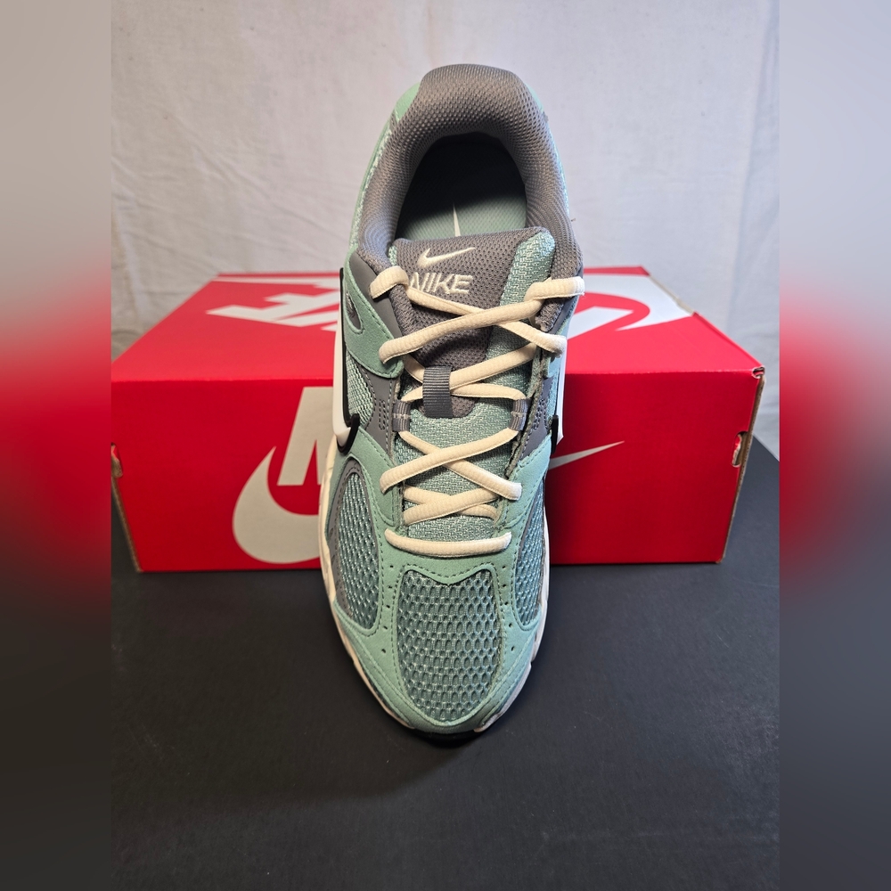 Nike V5 RNR Suede Womens Sneakers Sz 9 - Picture 13 of 14